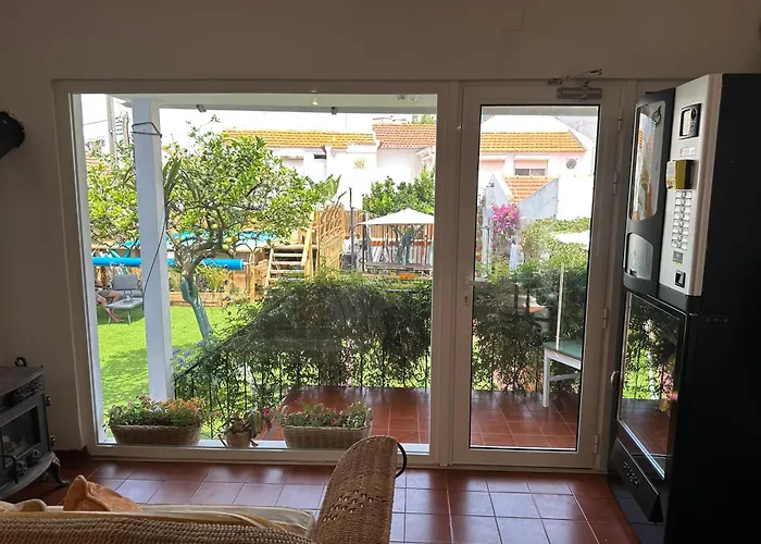 Maria By Host-point * Кошта-да-Капарика