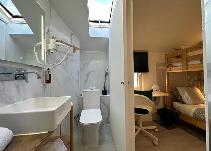 Maria By Host-point Проживание в семье Кошта-да-Капарика